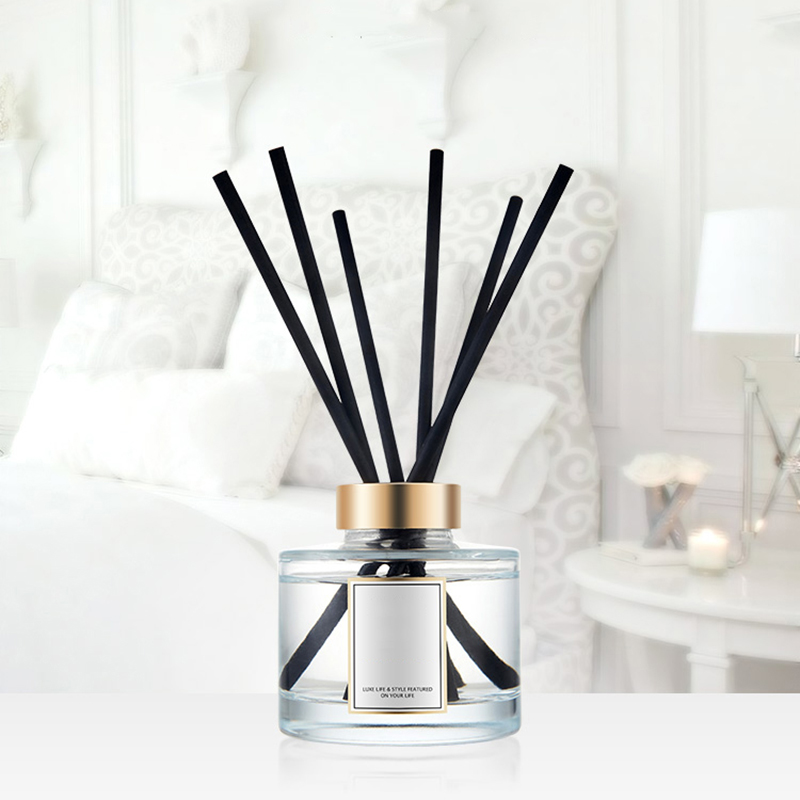 Wholesale luxury essential oil reed diffuser with personalized design